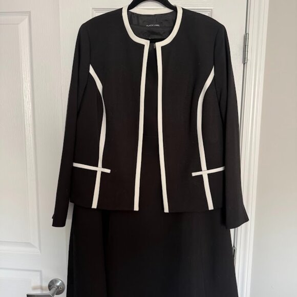 NWOT - Evan Picone Black Label 2 pc Dress Suit, Black White Contrast - Picture 1 of 9